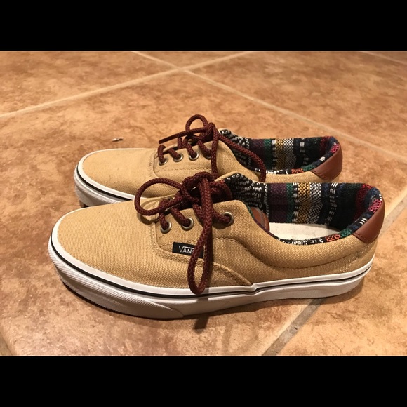 Vans Shoes - New women’s Vans size 6.5